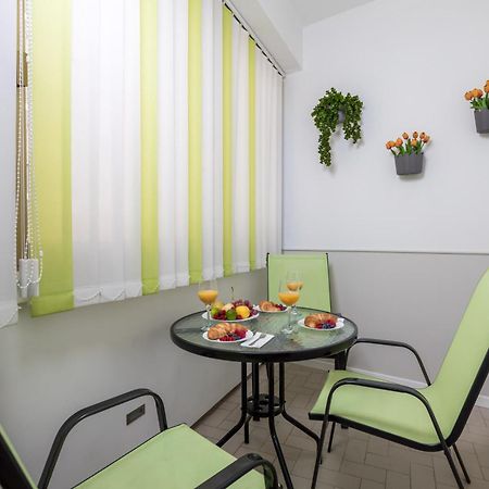 Apartment City Flower Rijeka Buitenkant foto